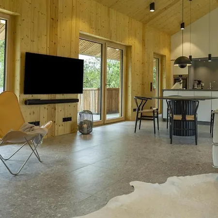 Tierbachlodge Ferienhaus *